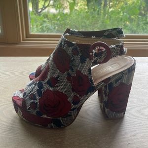 Bohemian Rose Open Toed Platform Heels - reminds me of Free People